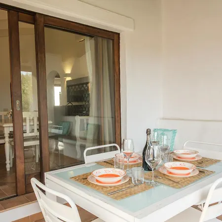 Poltu Qualtu 2 Min Vista Mare E Piscina Apartamento Liscia di Vacca